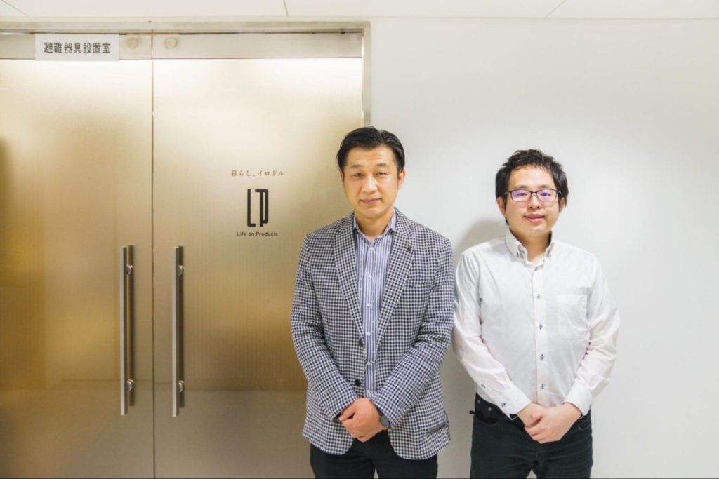 納期調整や本船動静確認の工数を75%削減！本船動静のリアルタイム性向上により、ドレーの待機料の削減にも貢献